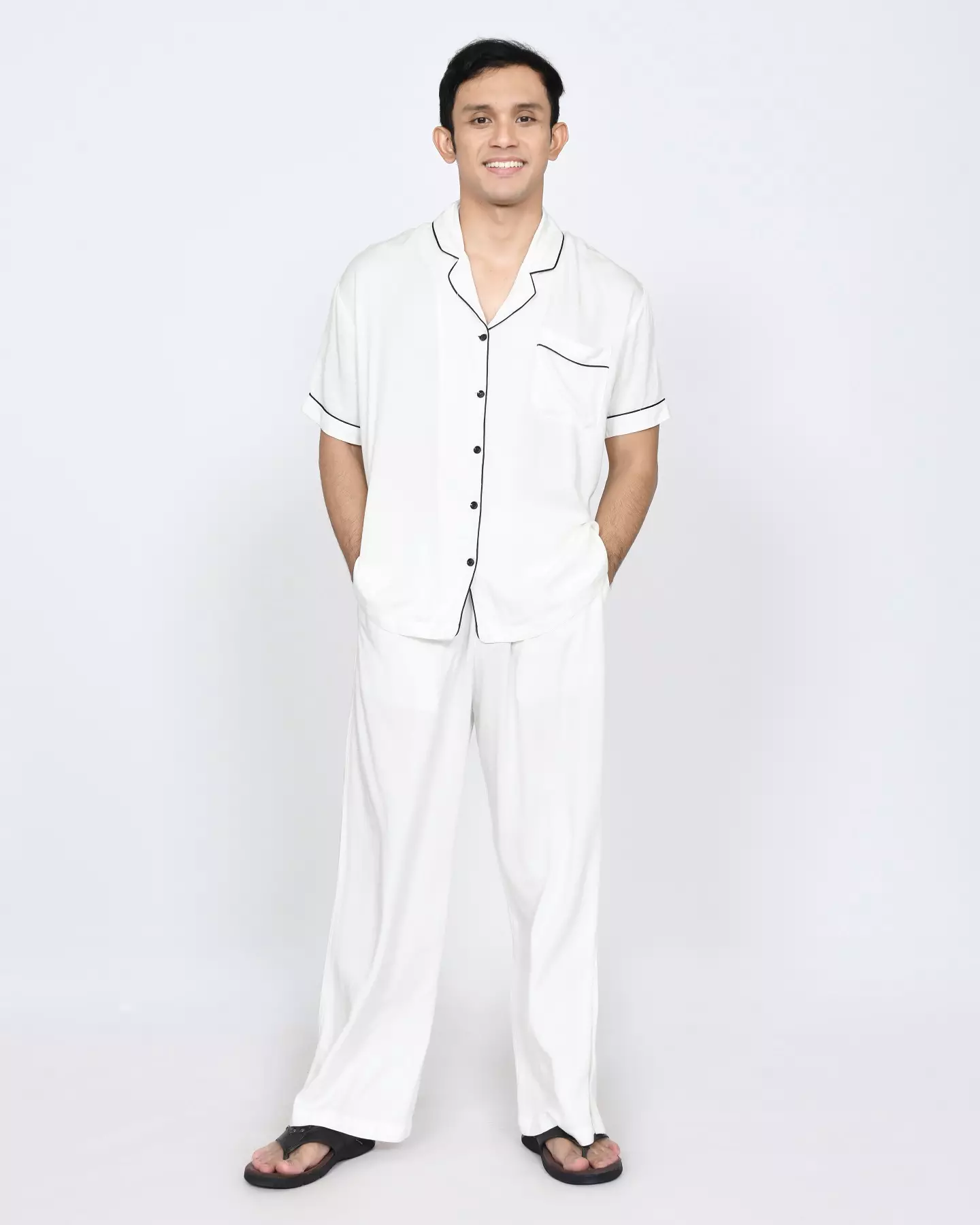 Setelan Baju Tidur Pendek Piyama Pria Plain [PUTIH] One Set Sleepwear Pajamas Material Katun Size M-XXL