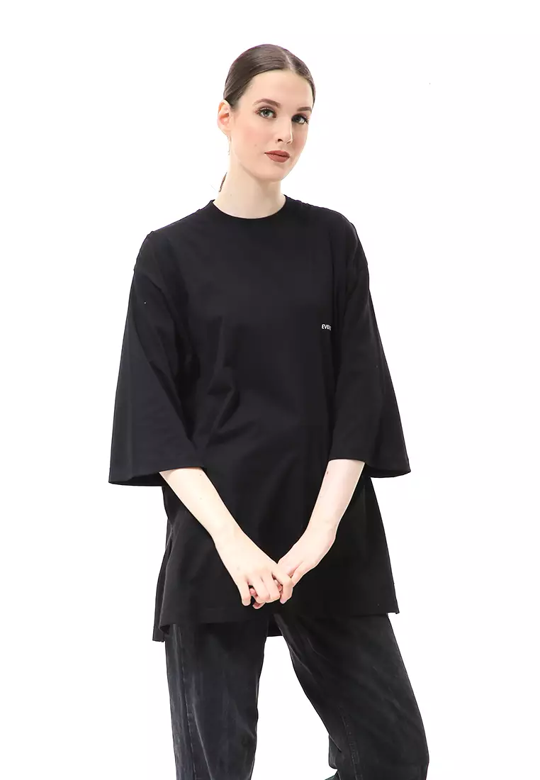 Wina Kaos Atasan Wanita Polos Basic Oversize - Hitam