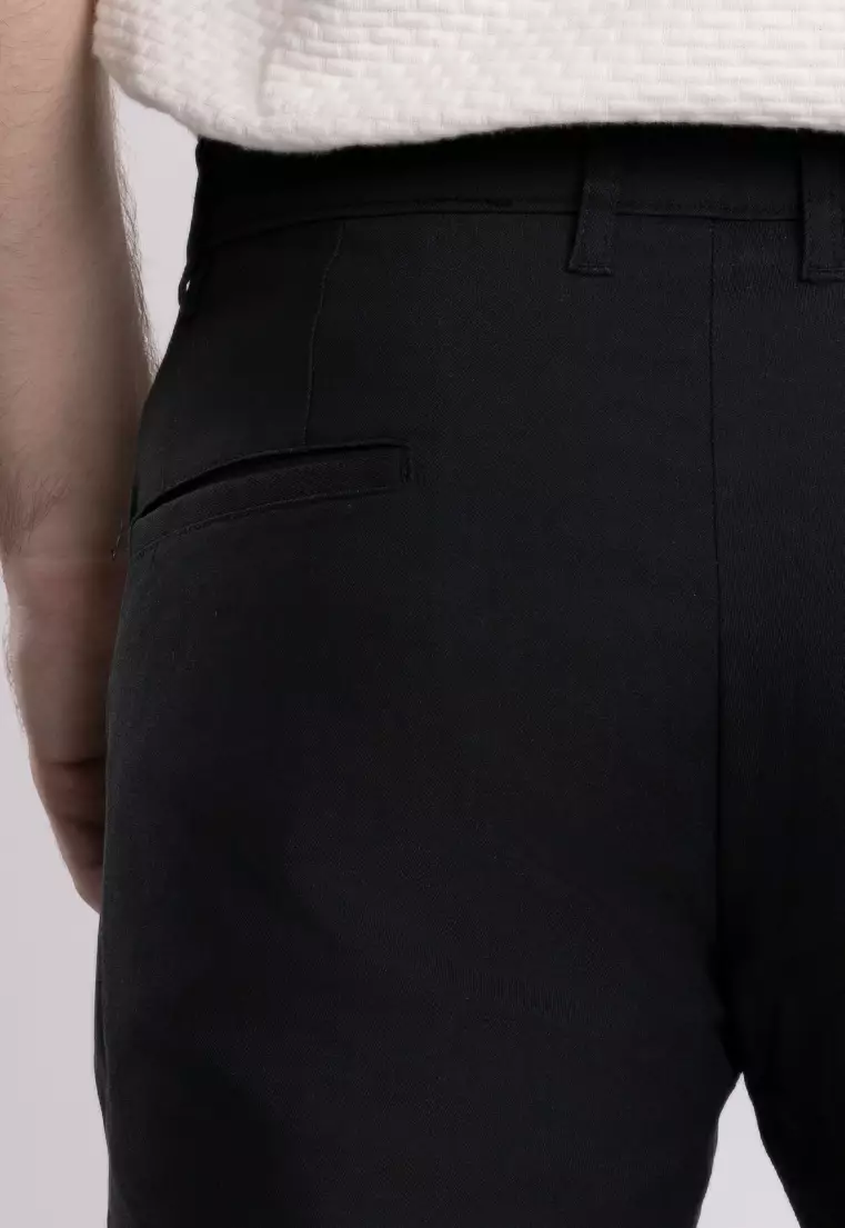 MOC Celana Panjang Chinos Pria Slim Fit BARNIE-BLACK