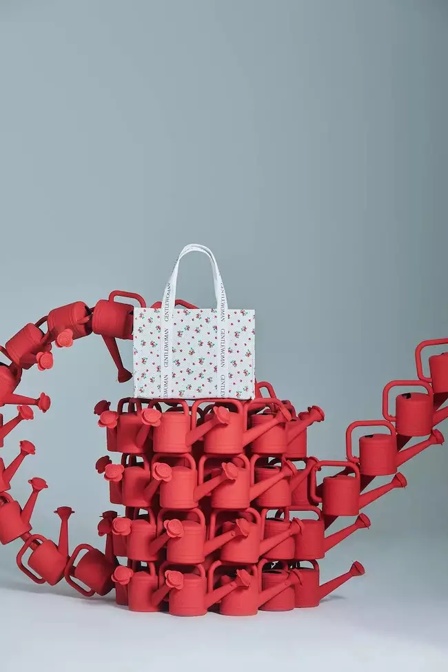Bloom of Strawberry Box Tote Bag