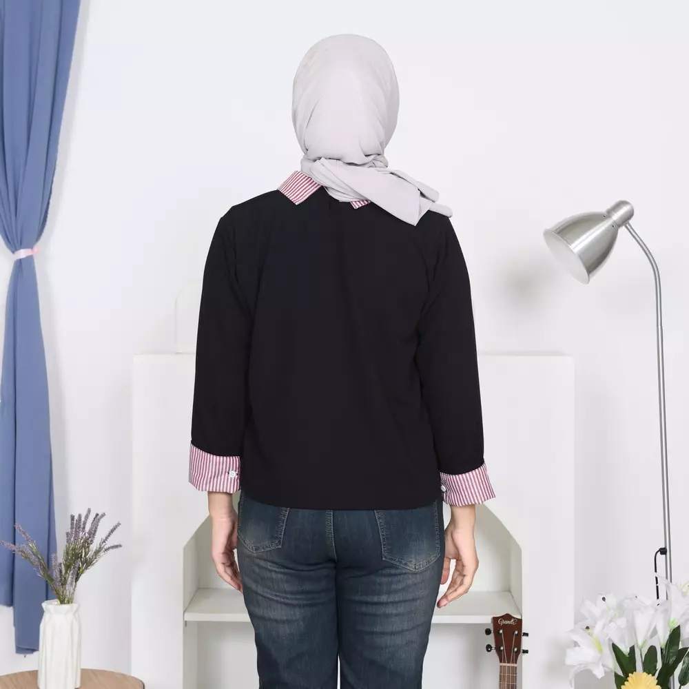 Sisi Knit Blouse - Black M19834 R59S4