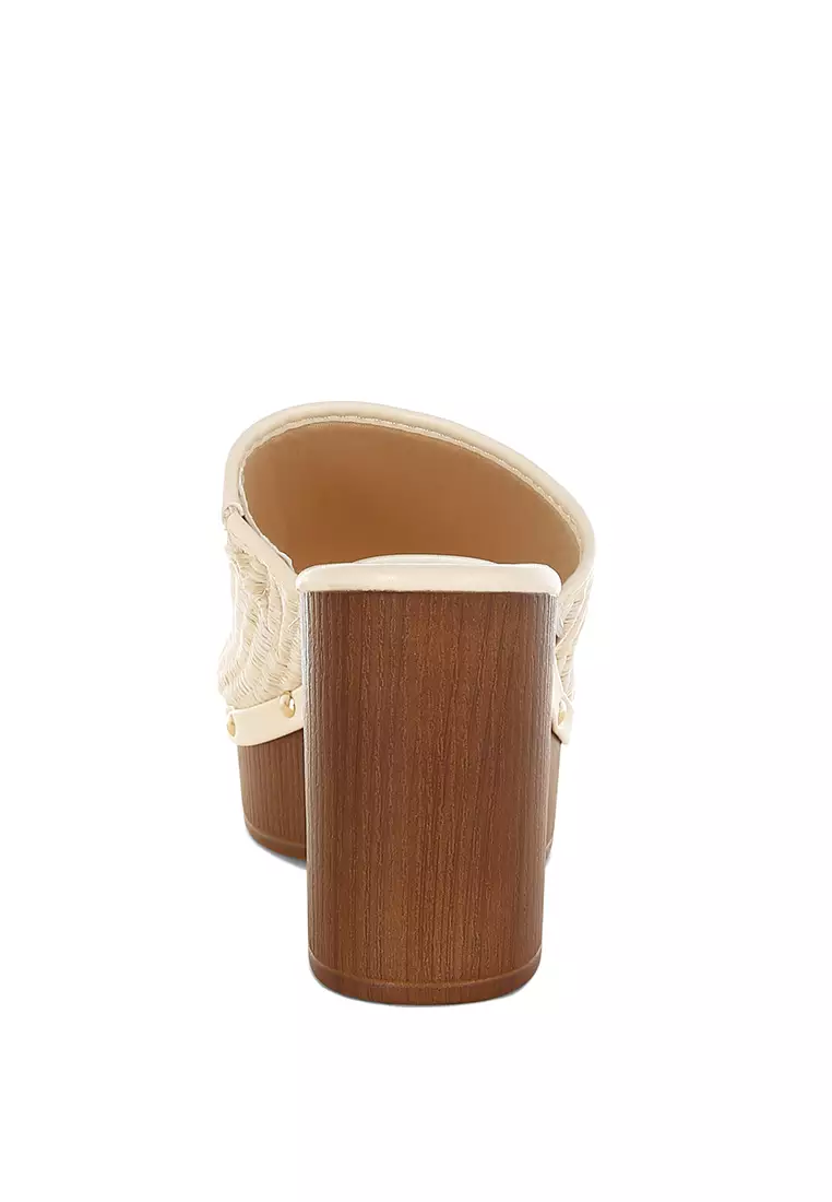 Raffia Wooden Clogs In Light Beige