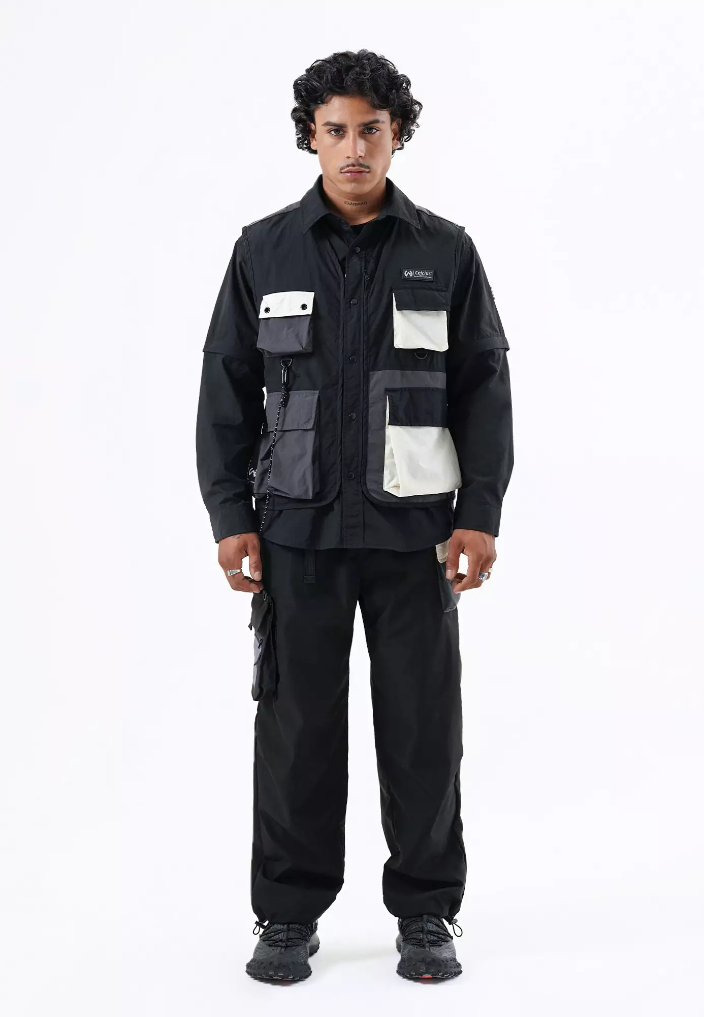CELCIUS Casual Off Grid Convertible Kemeja Vest L03000550C Hitam