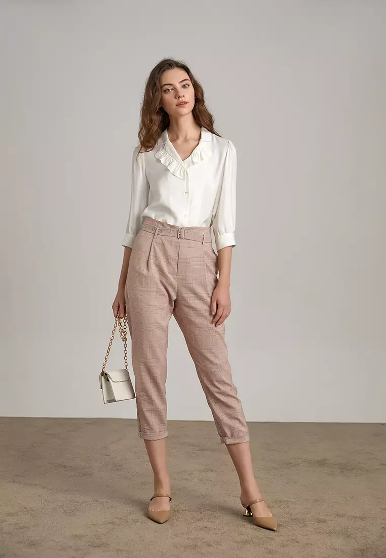 Slim Fit Checkered Capri Pants