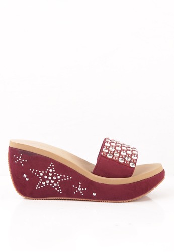Austin Wedges Pasty Red