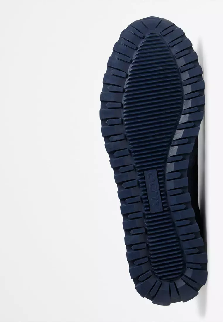 Gordo Low-Top Sneakers