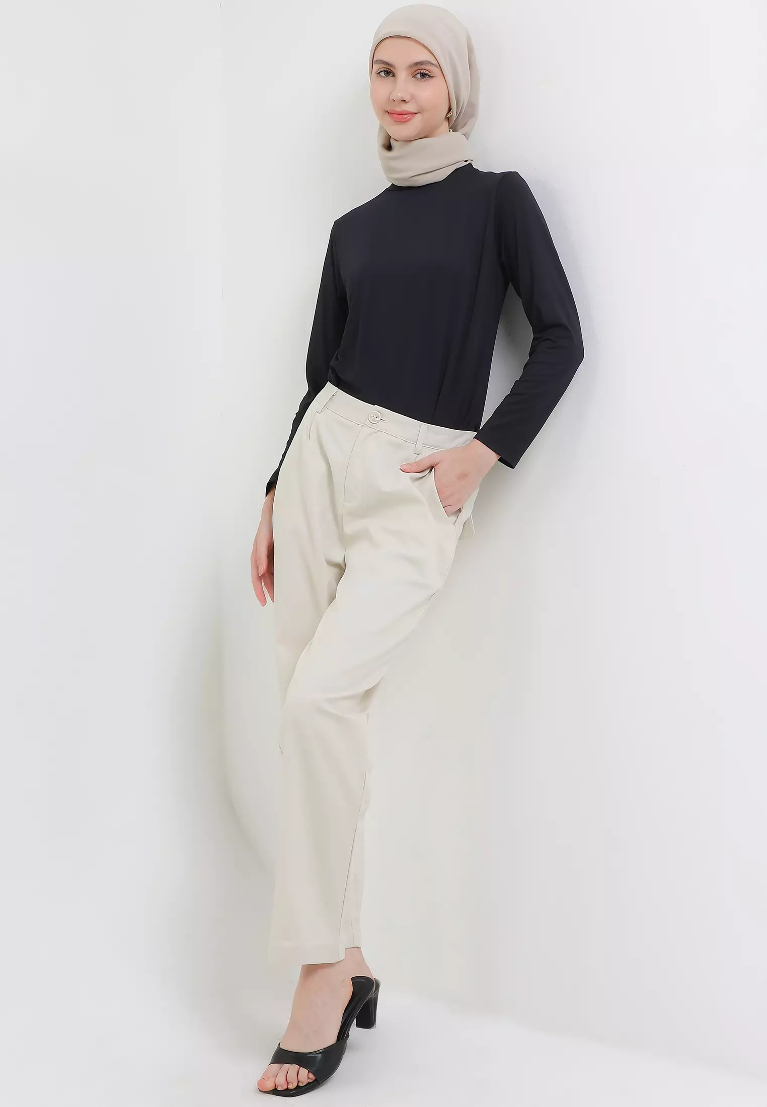 MFMW Giannisa Celana Panjang Campagne Beige