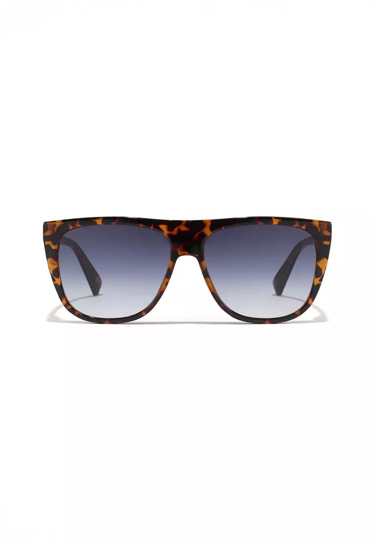 Runway - Carey Indigo Sunglasses for Men and Women, Unisex. Official Product Designed in Spain
