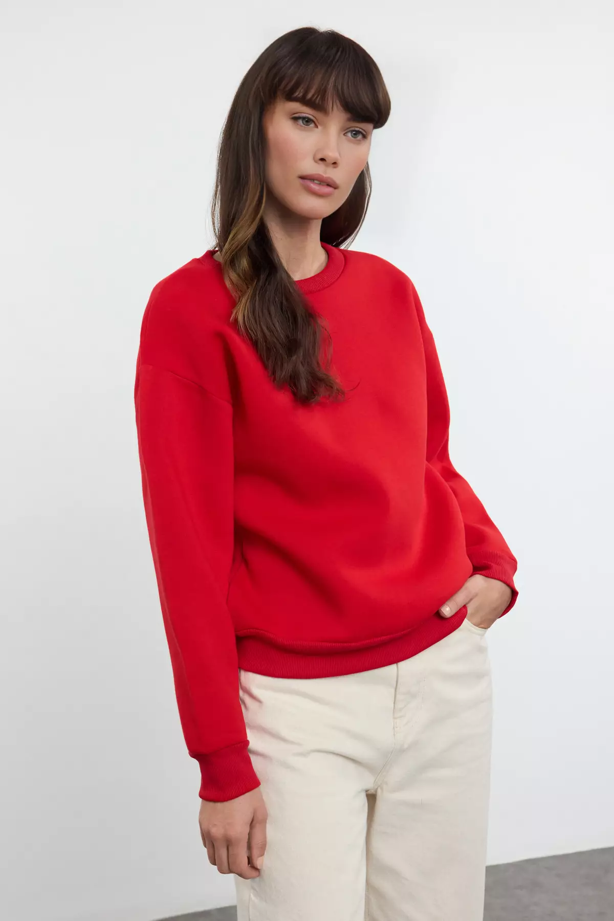Red Thick Fleece Inside Regular/Normal Fit Crew Neck Basic Knitted Sweatshirt TWOAW24SW00101