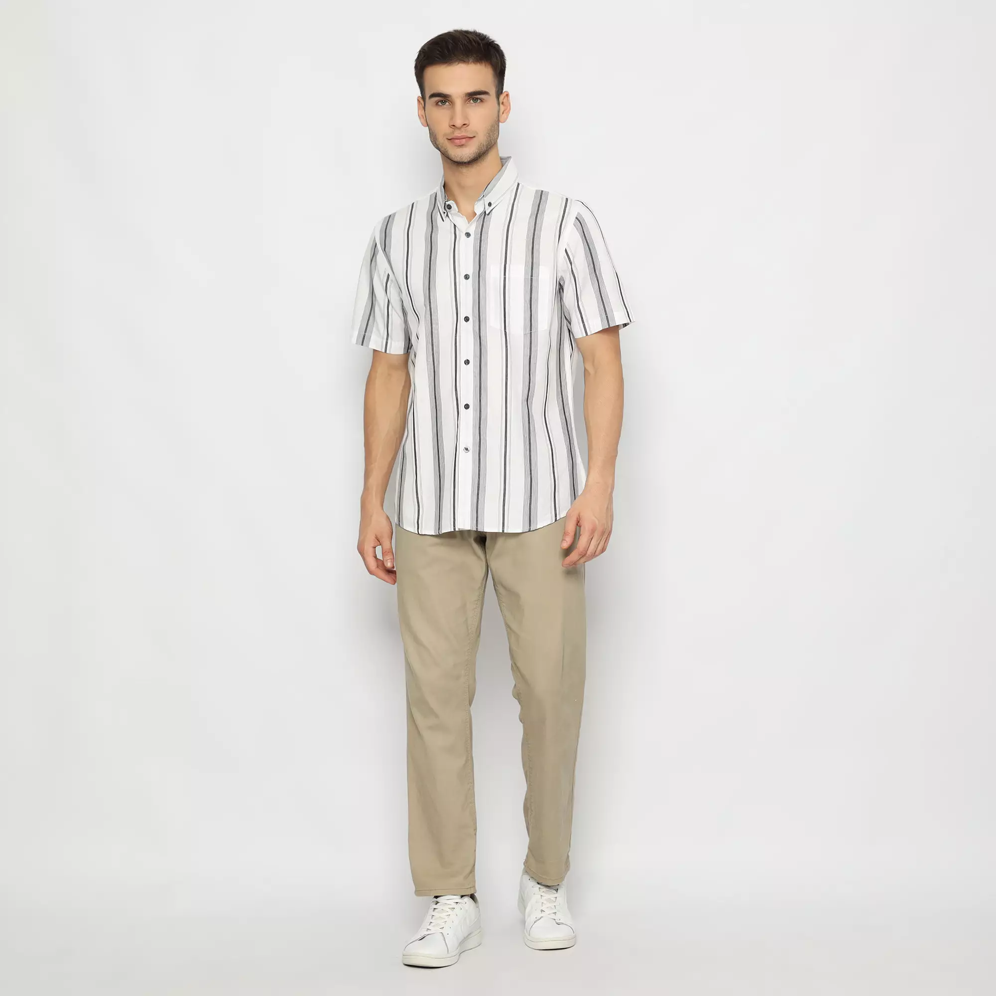 Platini Kemeja Motif Salur Pria Lengan Pendek Katun Abu 73348