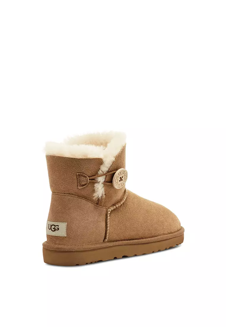 Buy UGG Women's Mini Bailey Button II Boot Chestnut (1016422-CHE