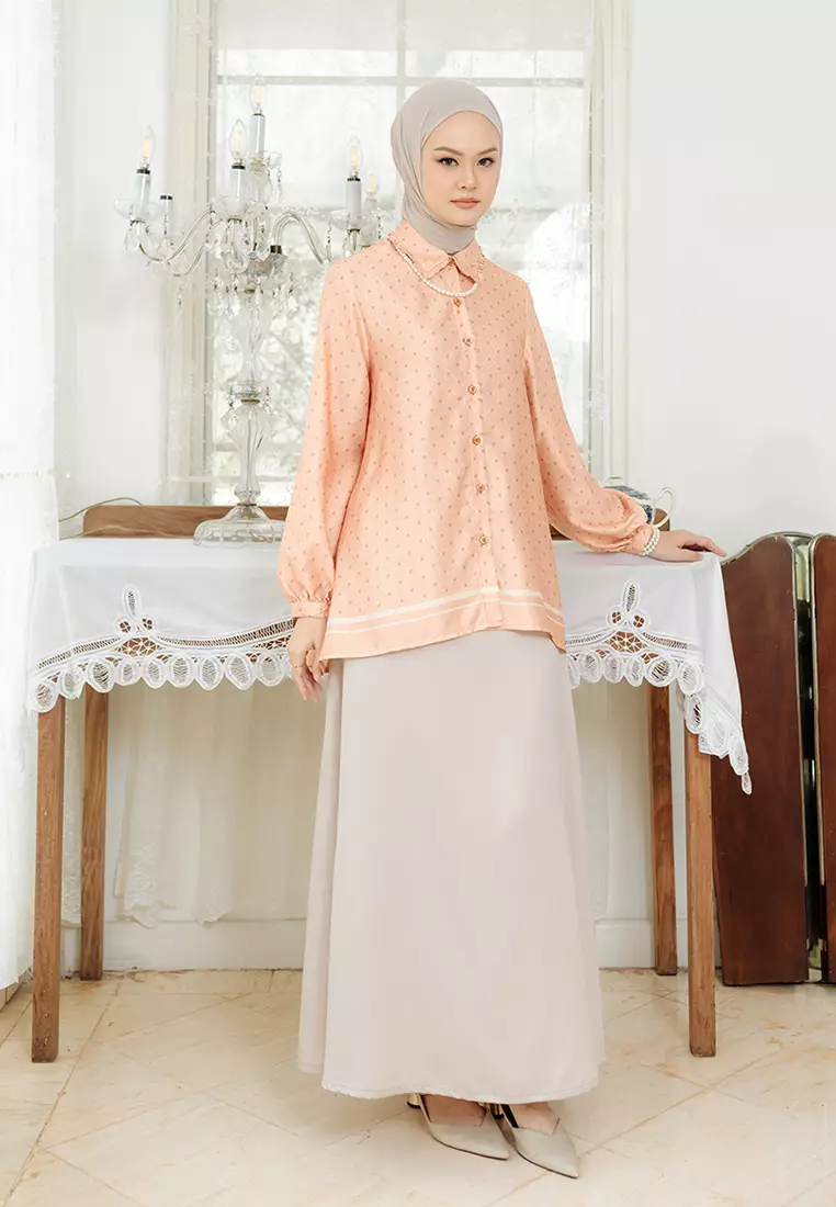 Signature Fanny Blouse