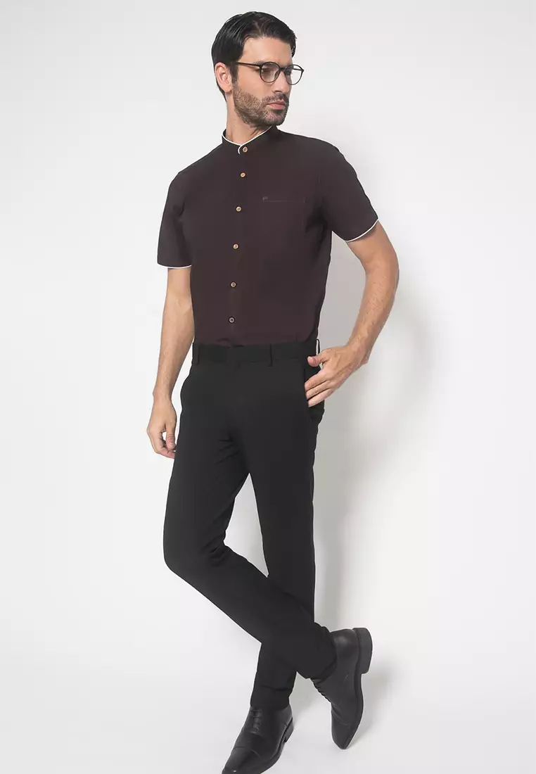 Johnwin - Slim Fit - Kemeja Formal - Model Kerah Shanghai - Warna Coklat