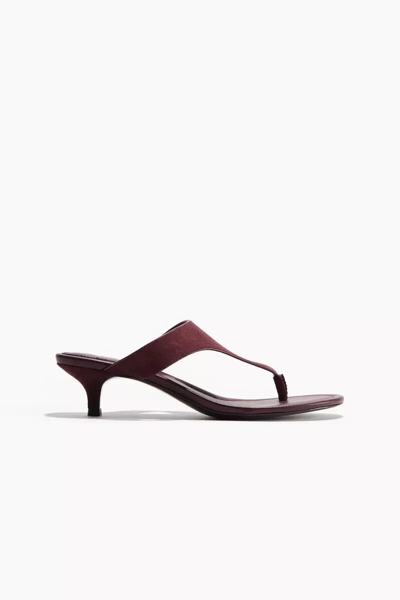 Kitten-heeled sandals