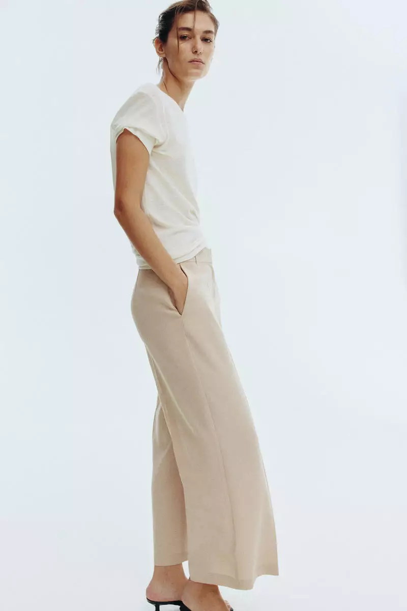 Wide ankle-length trousers