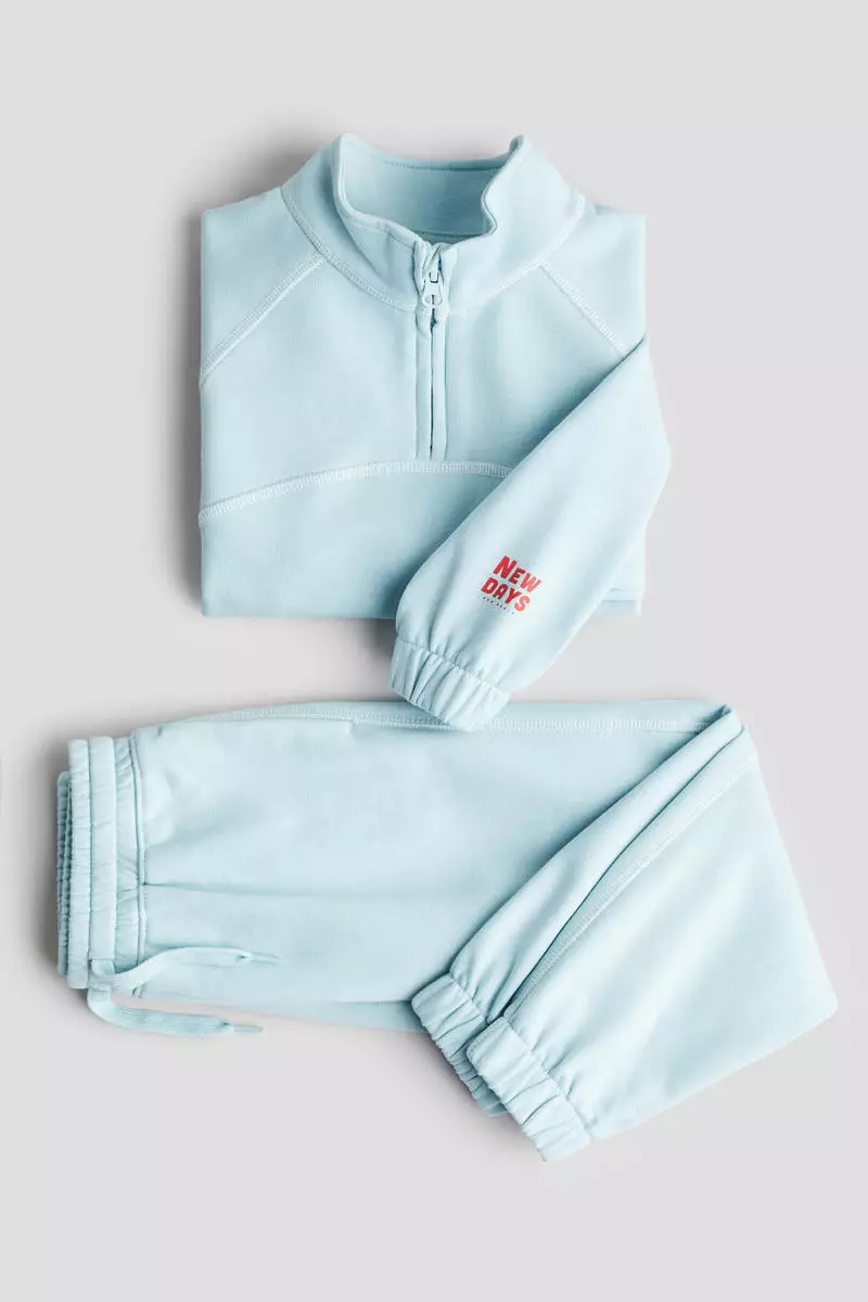 2-piece sweatshirt set