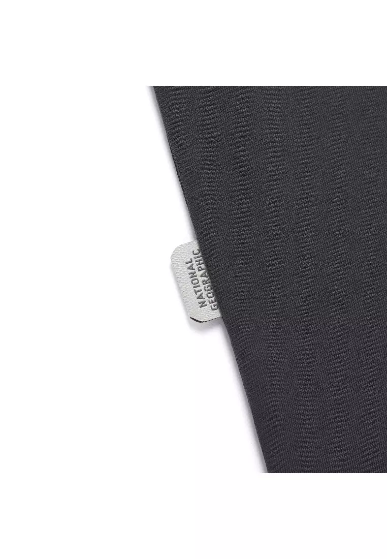 男女同款AVIS大圖案半寬鬆短袖T恤