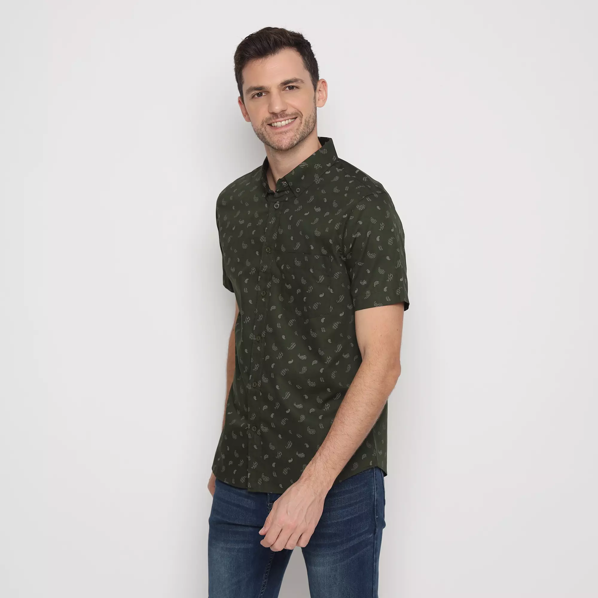 Platini Kemeja Motif Pria Lengan Pendek Katun Hijau Army 132239