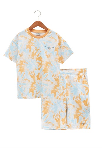 LC Waikiki yellow and multi Tie-Dye Patterned Boy T-Shirt and Shorts 7DA8FKAE572507GS_1