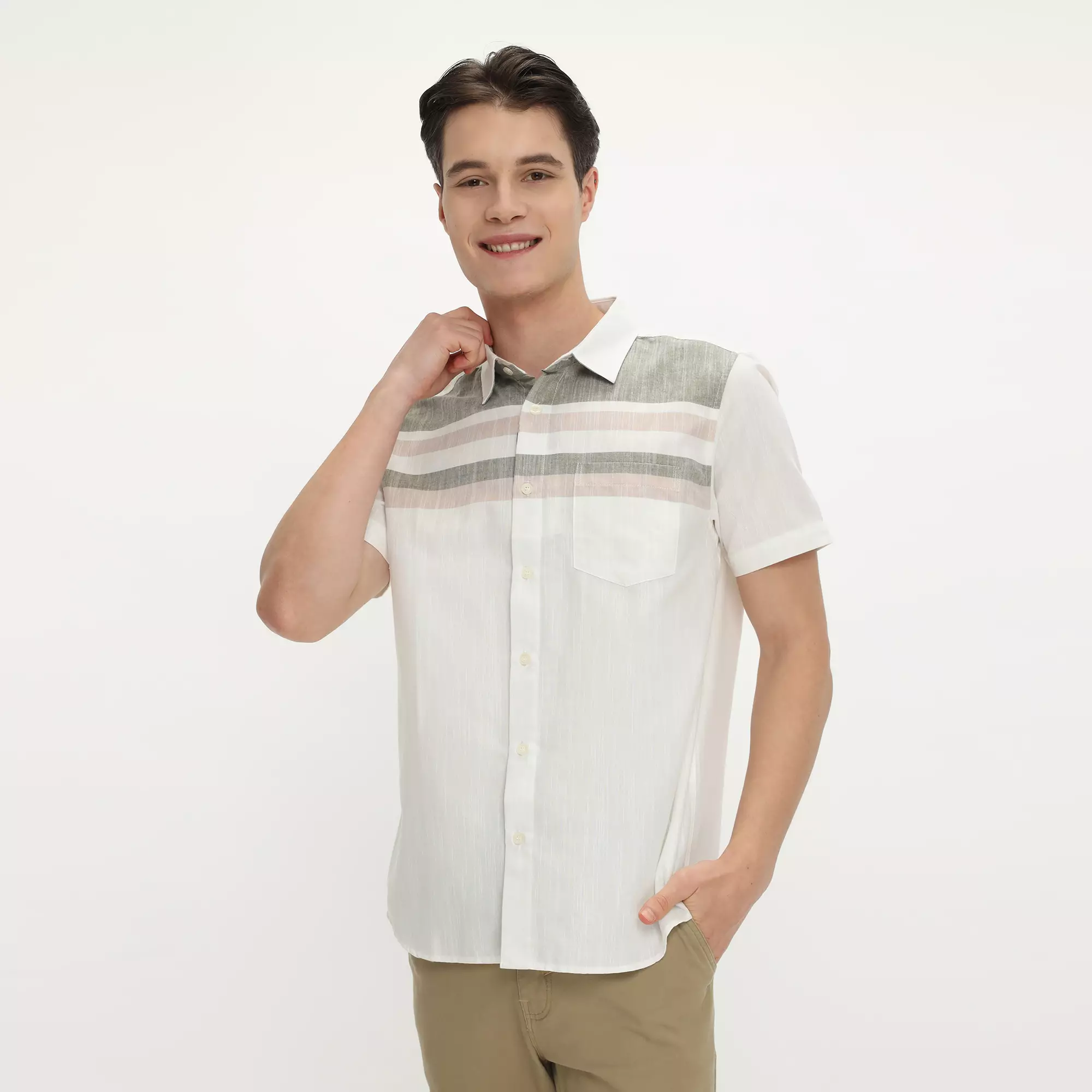 Platini Kemeja Motif Salur Pria Lengan Pendek Katun White 73489