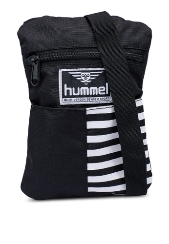 Hummel black Casper Side Bag 2AAE9AC392CE80GS_1