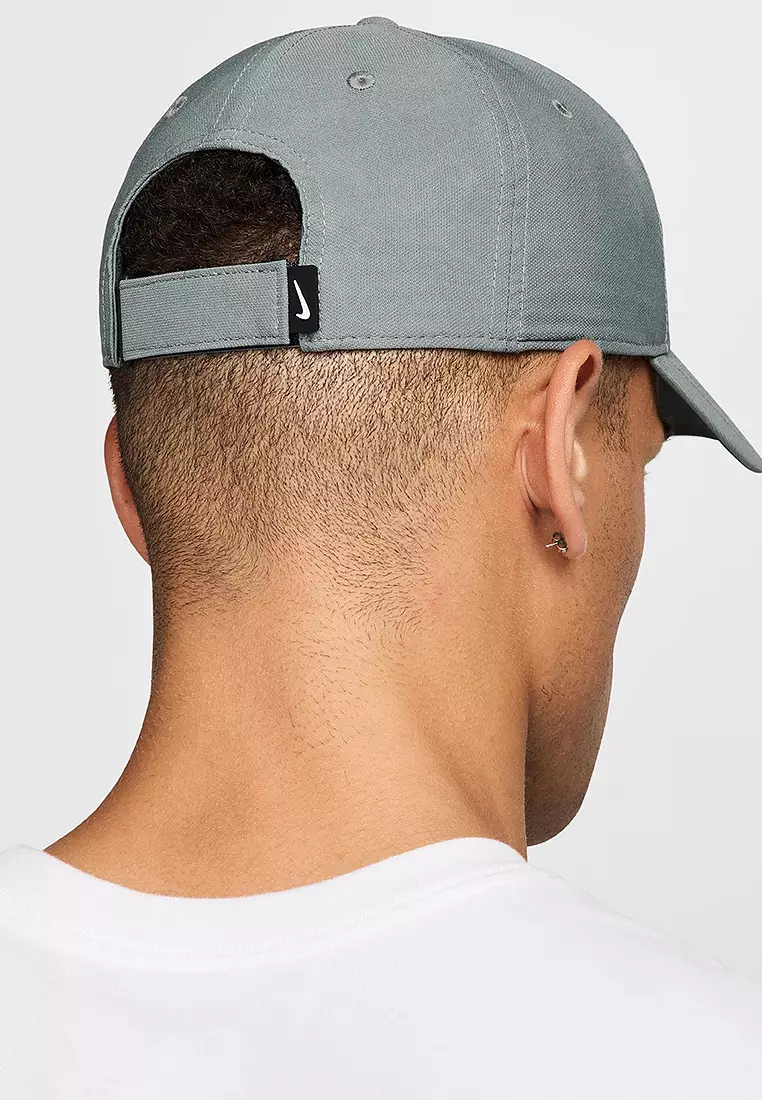 Dri-FIT Club Structured Swoosh Cap