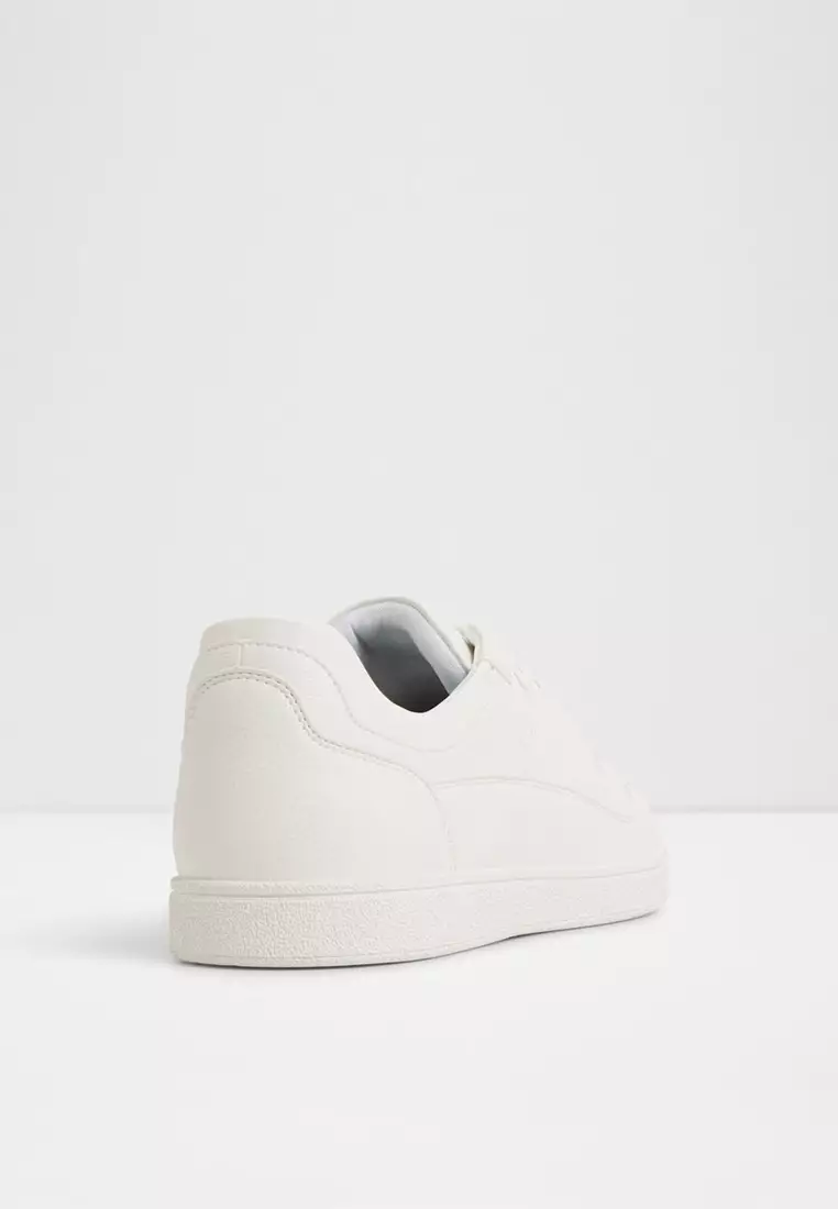 Curtis Low-Top Sneakers