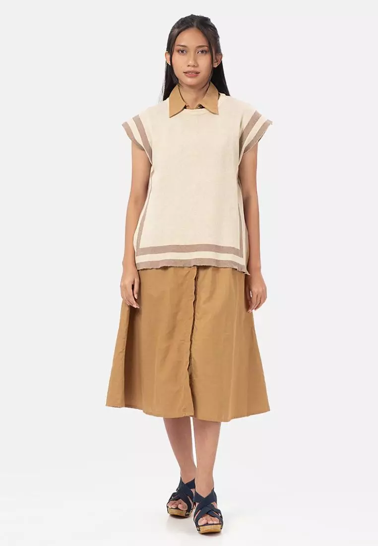 Agatha Blouse in Brown