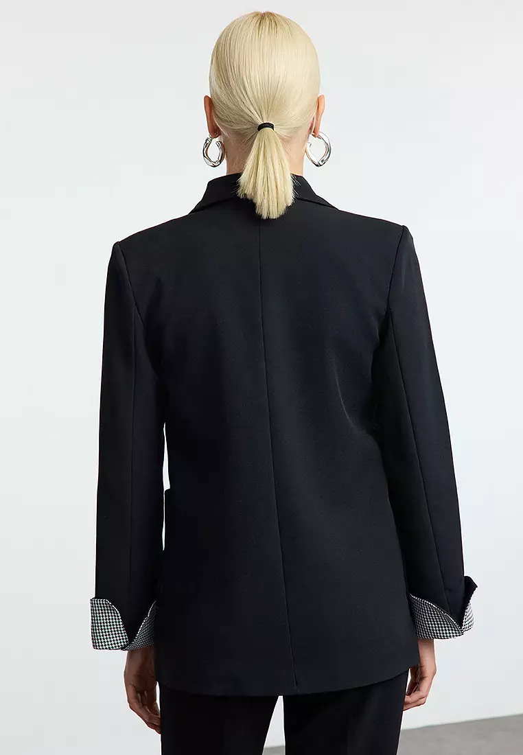 Engraved Button Blazer