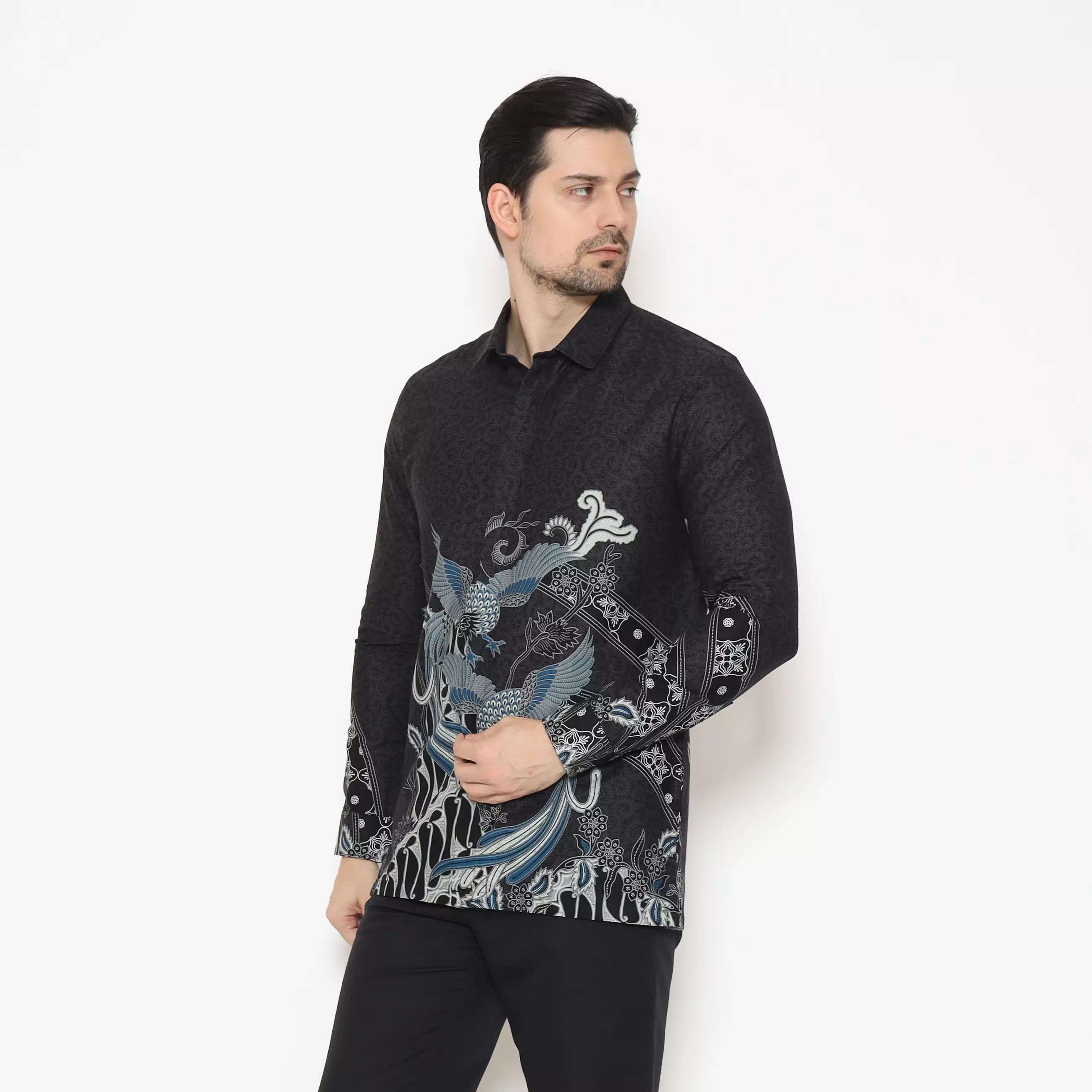 MAGINOT ARYA Batik Pria Slim Fit Lengan Panjang