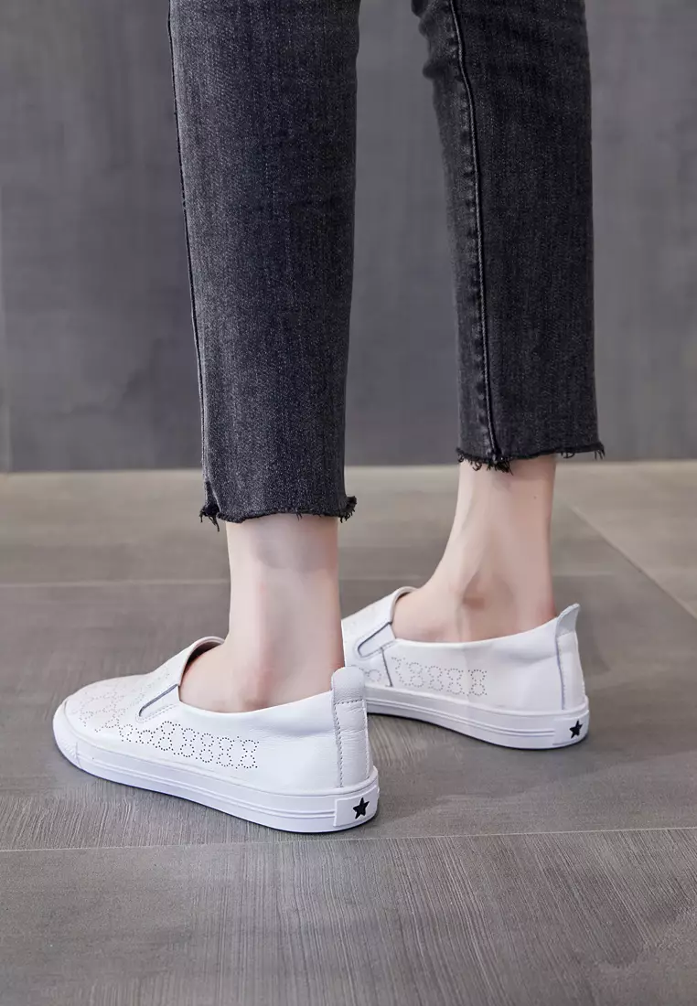 Hollowed Out Style Leather Slip-Ons RX1292-1