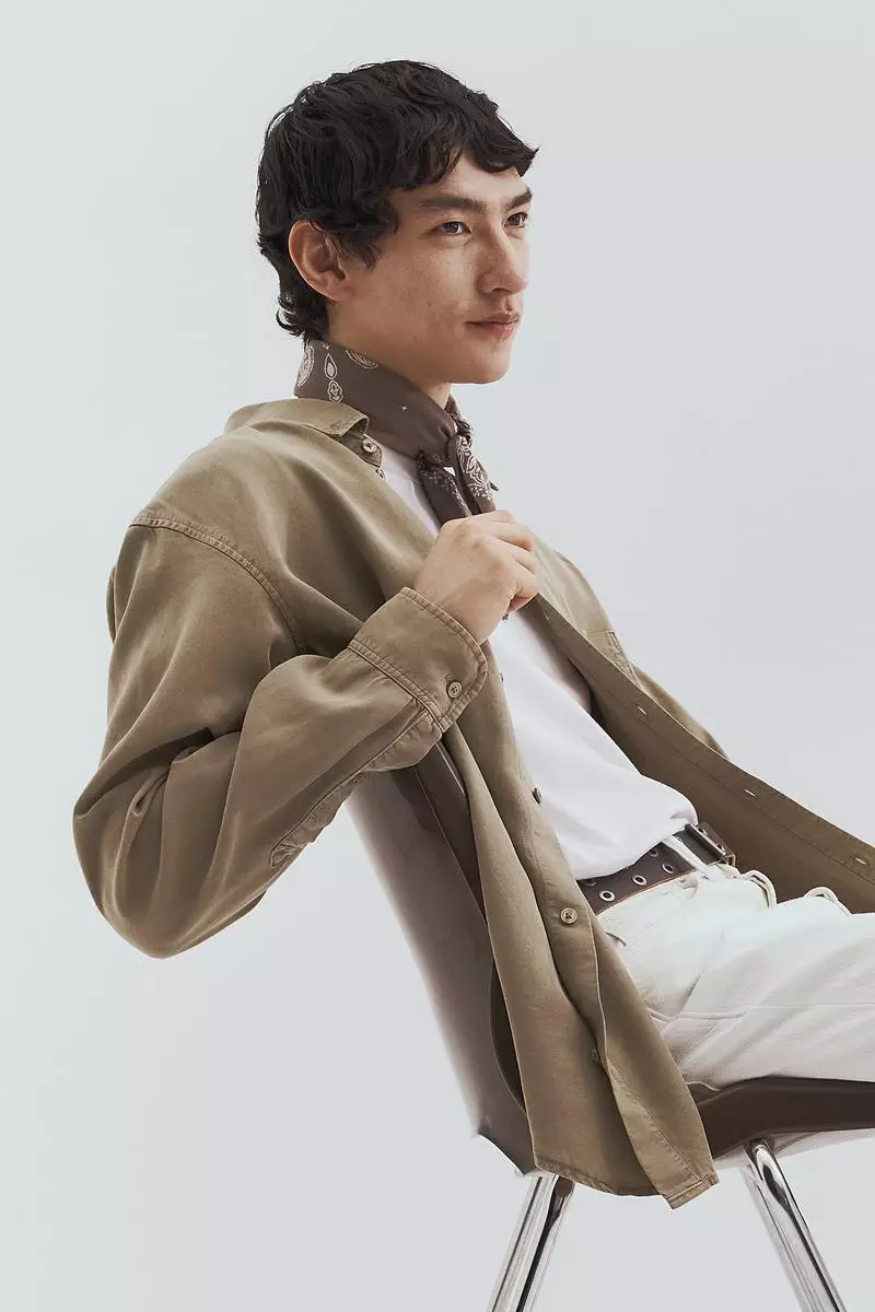 Loose Fit Button-down shirt