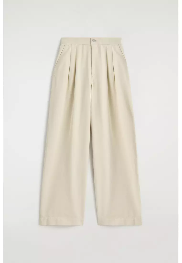 PLEATED WIDE-LEG DENIM TROUSERS