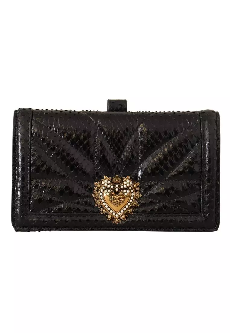 D&g wallet hotsell on chain