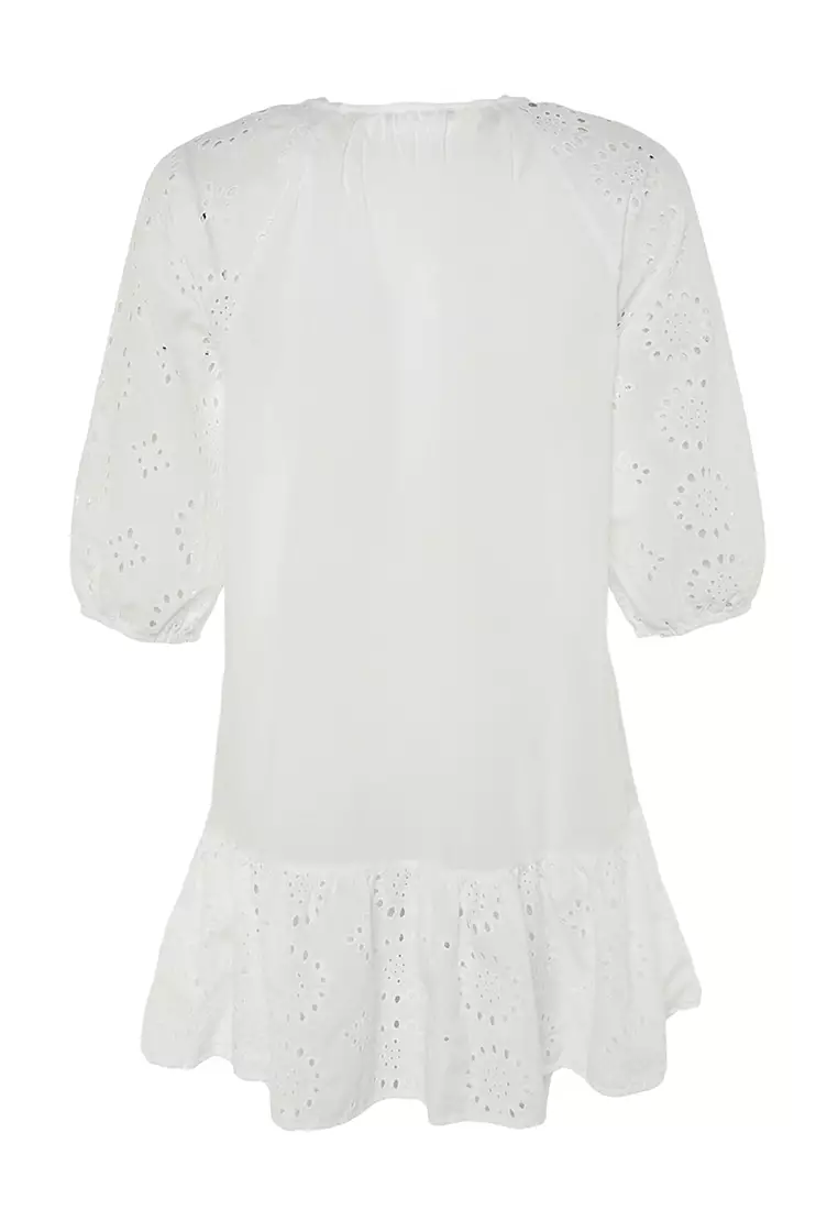 Buy Trendyol 3/4 Sleeves Broderie Beach Dress 2024 Online | ZALORA ...