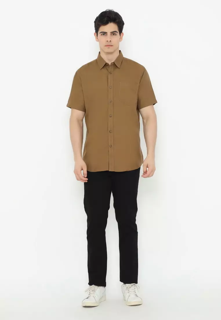 POLICE Kemeja Polos Basic Cotton Soft Regular Fit Lengan Pendek Pria