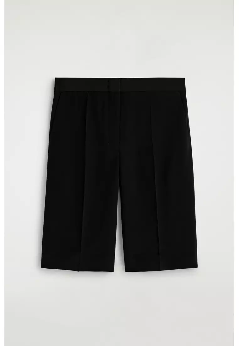 TAILORED SILK SHORTS