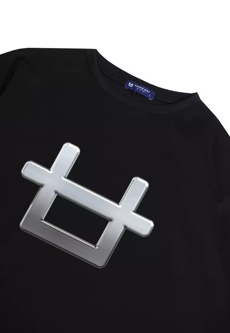 MTP34 kaos oversize aesthetic unik 3d metal plate third day logo bahan scuba tebal hitam