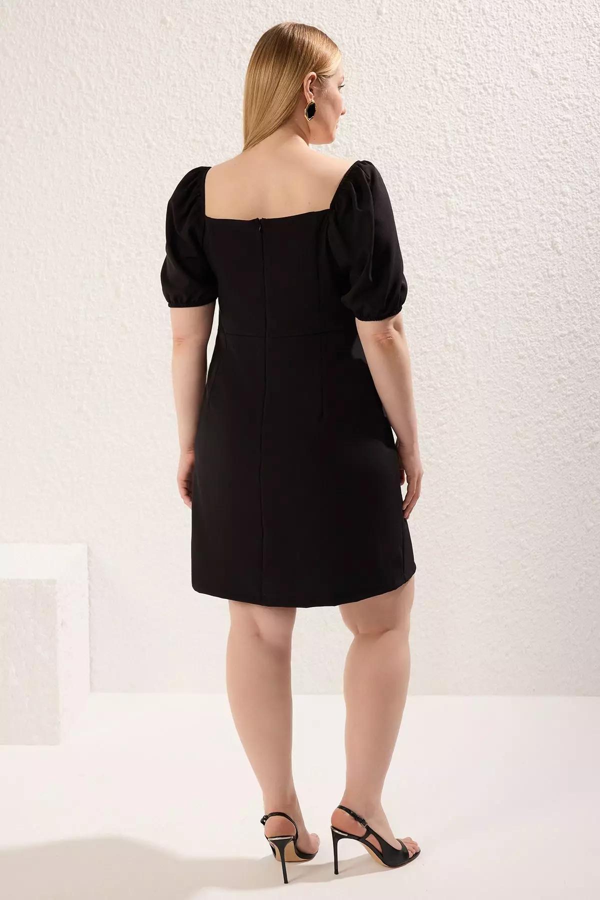 Square Neck Lining with Shorts Balloon Sleeves Woven Plus Size Dress