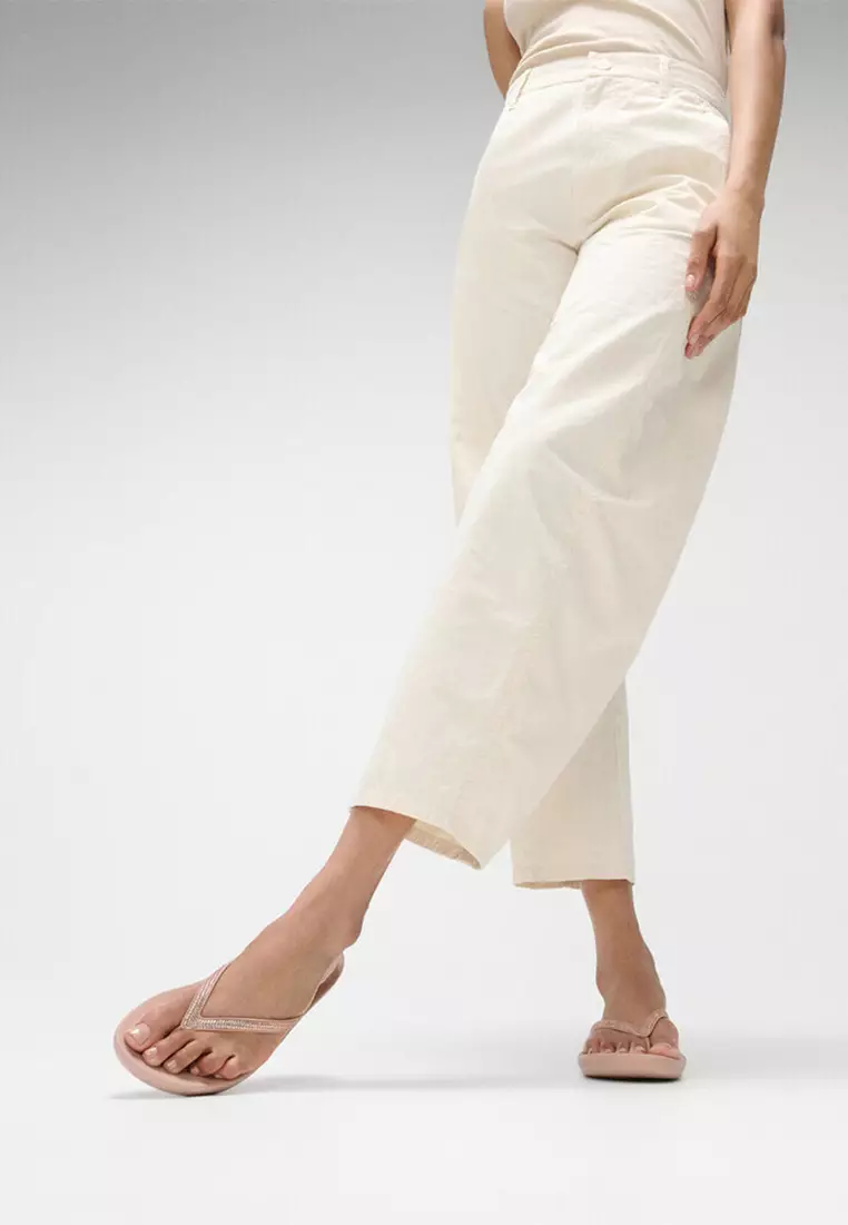 Iqushion Sparkle Flip-flops - Classic Beige