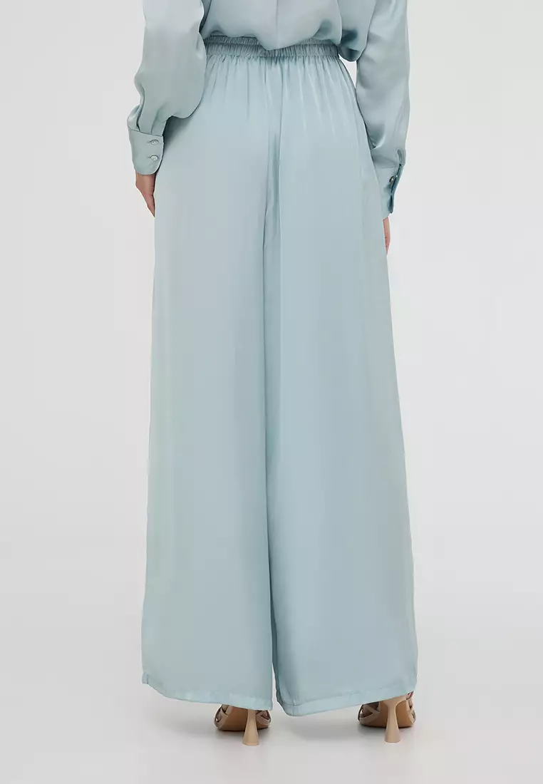 Woman Long Pants