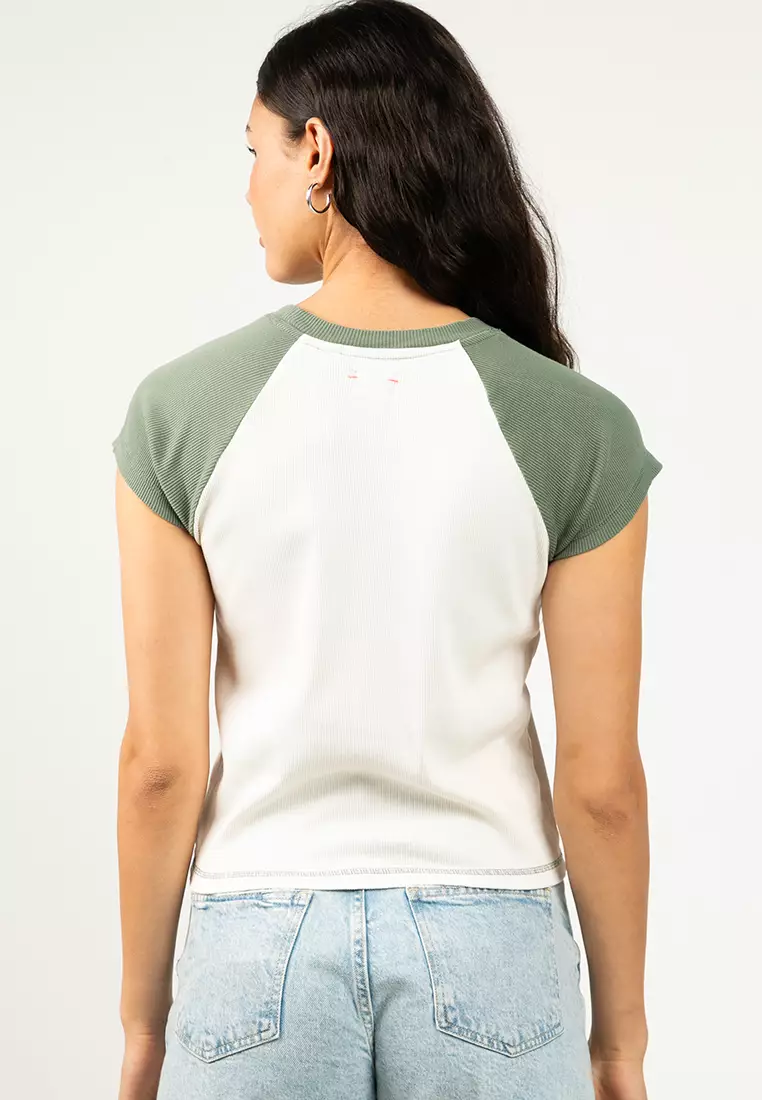 Athletic Essential Raglan Cap Sleeves Tee