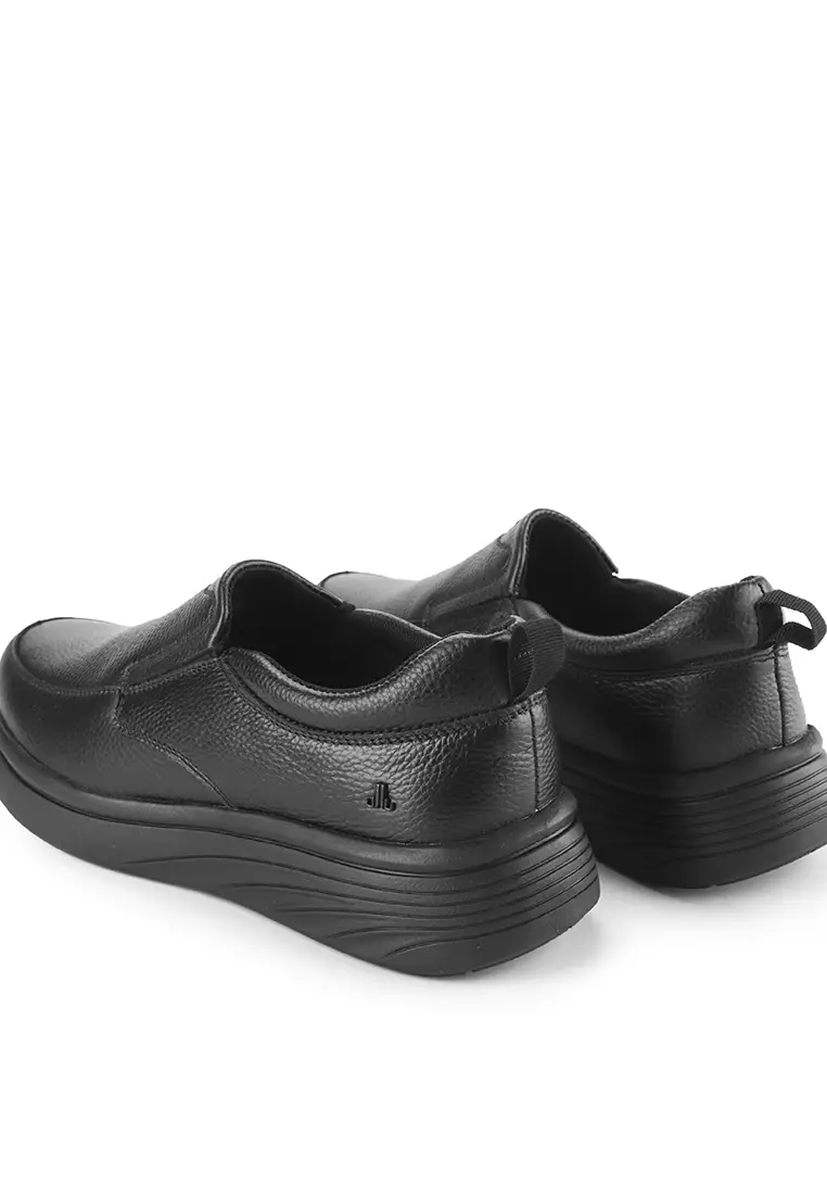 ATHA 1CR Slip Ons & Espadrilles