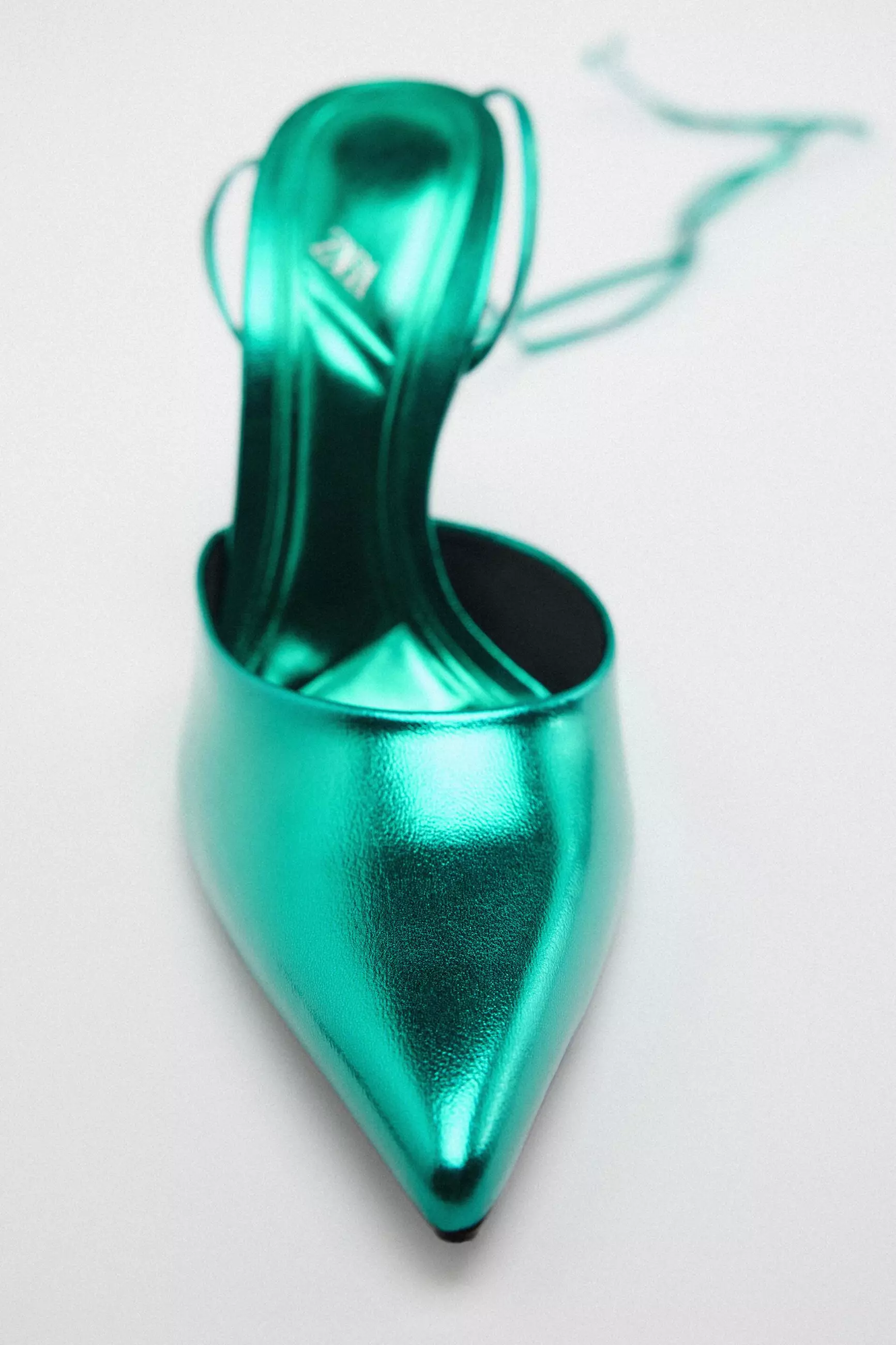 Metallic green shoes deals