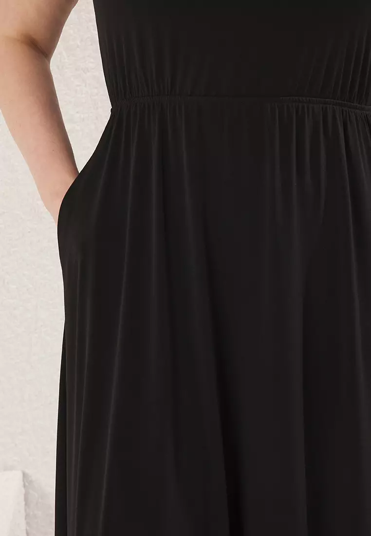 Black Square Neck A-line Knitted Plus Size Dress TBBSS25AH00063