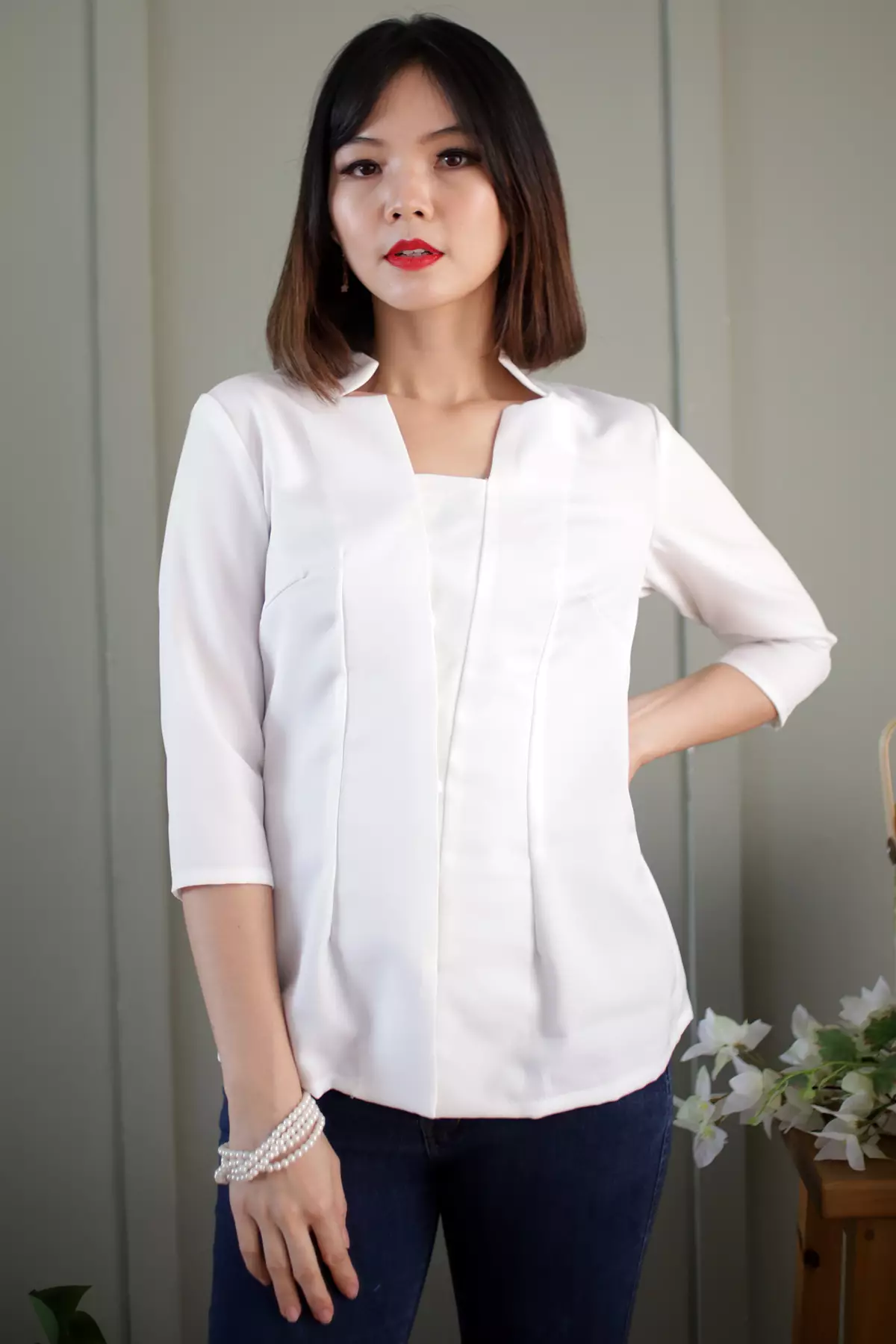 Adelaide High Neckline White Kebaya