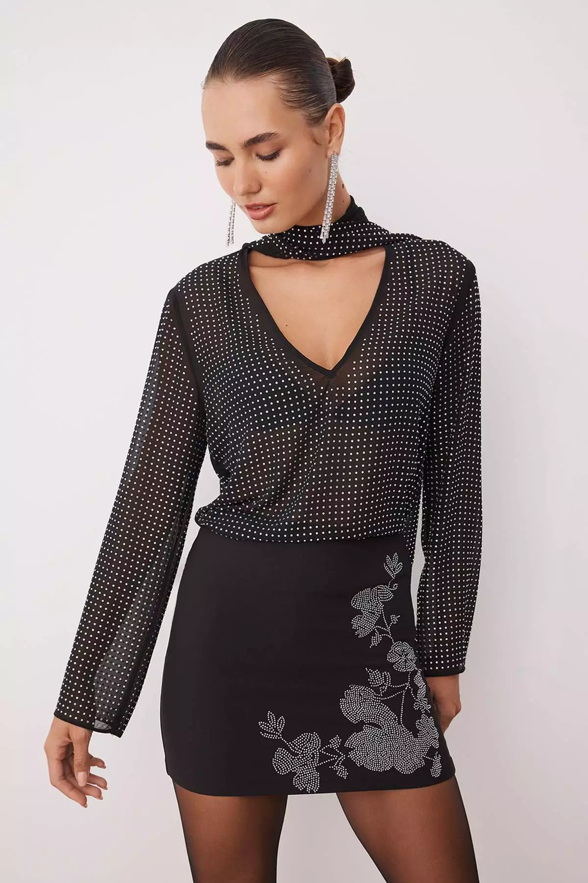 Black Mini Woven Overlay Stone Printed Party Skirt Tpraw26Et00005