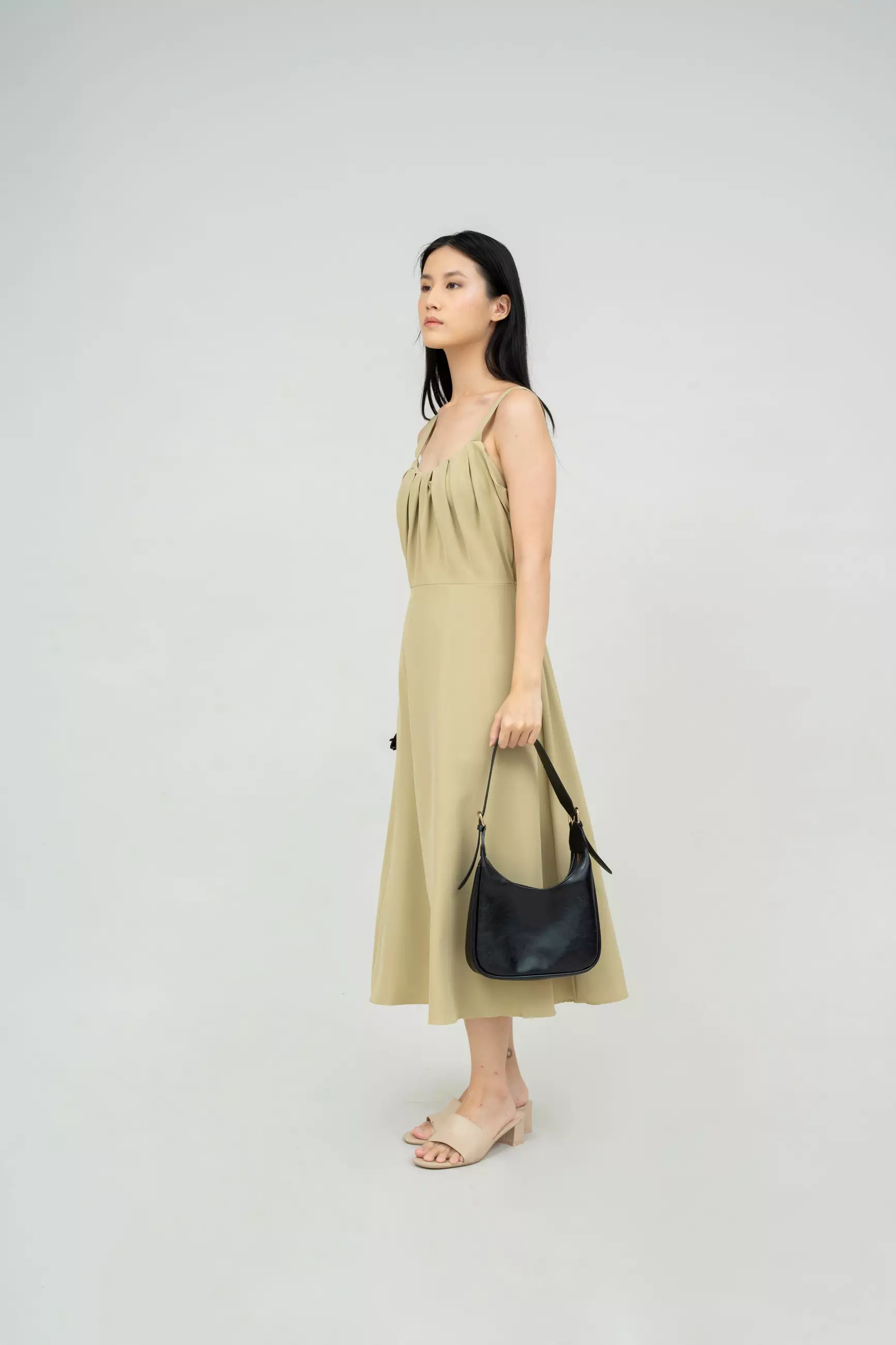 Houseofcuff Moon Dress in Sage Dress Tanpa Lengan