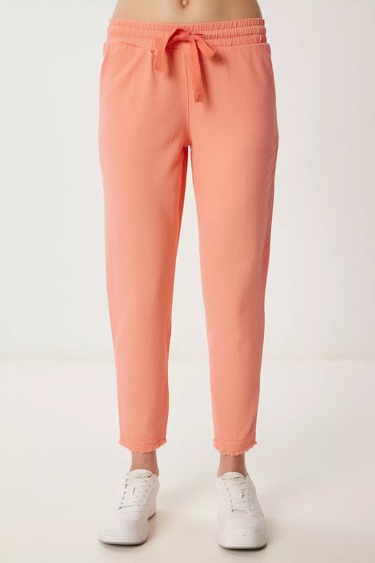 Women's Peach Pocket Gabardine Trousers Wf00113