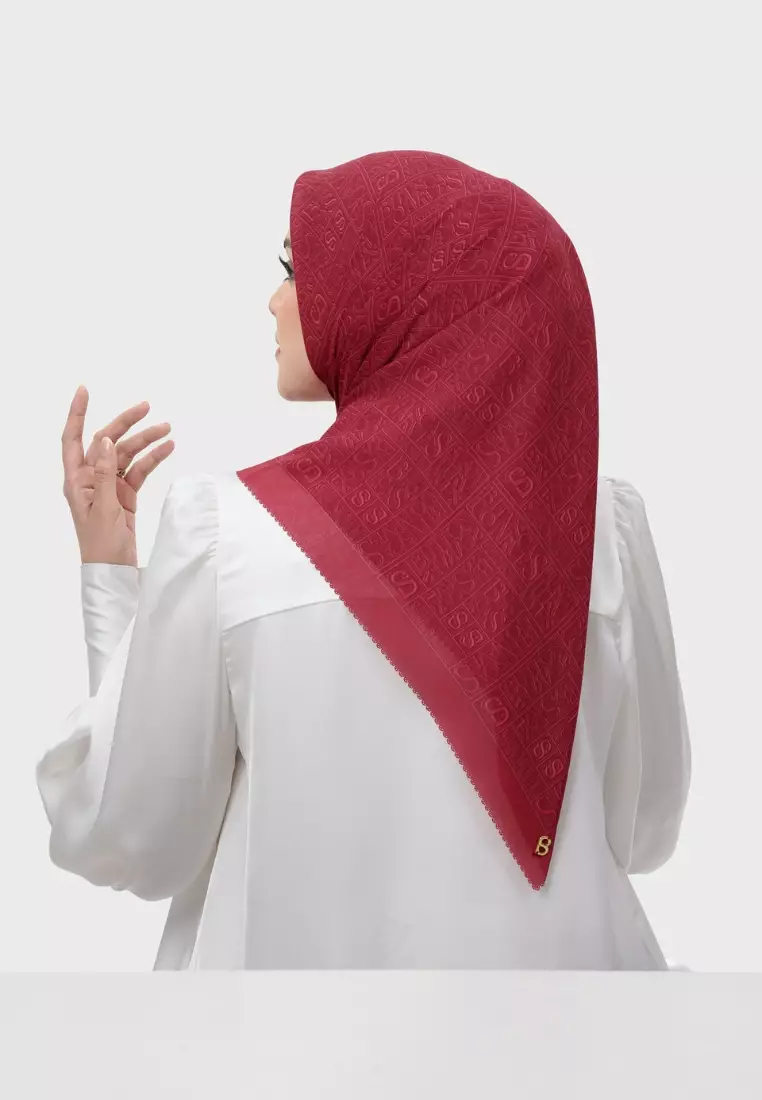 Typograph Square - Haute Red